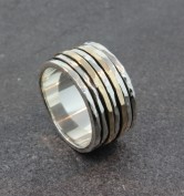 David Tishbi Hammered Edge 5 Spinner Ring